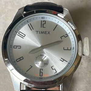 Timex men battery water resistant 100m stainless steel face leather band